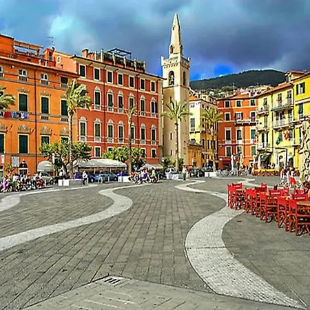 Very Flat In Lerici