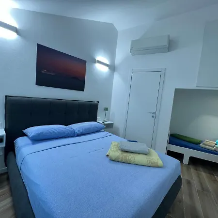 Very Flat In Apartment Lerici